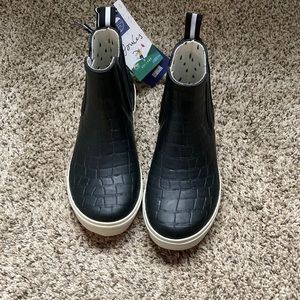 NWT Joules Women’s Rainwell Short Height Slip On Wellies- Black